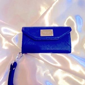 Michael Kors iPhone 5 wallet clutch.